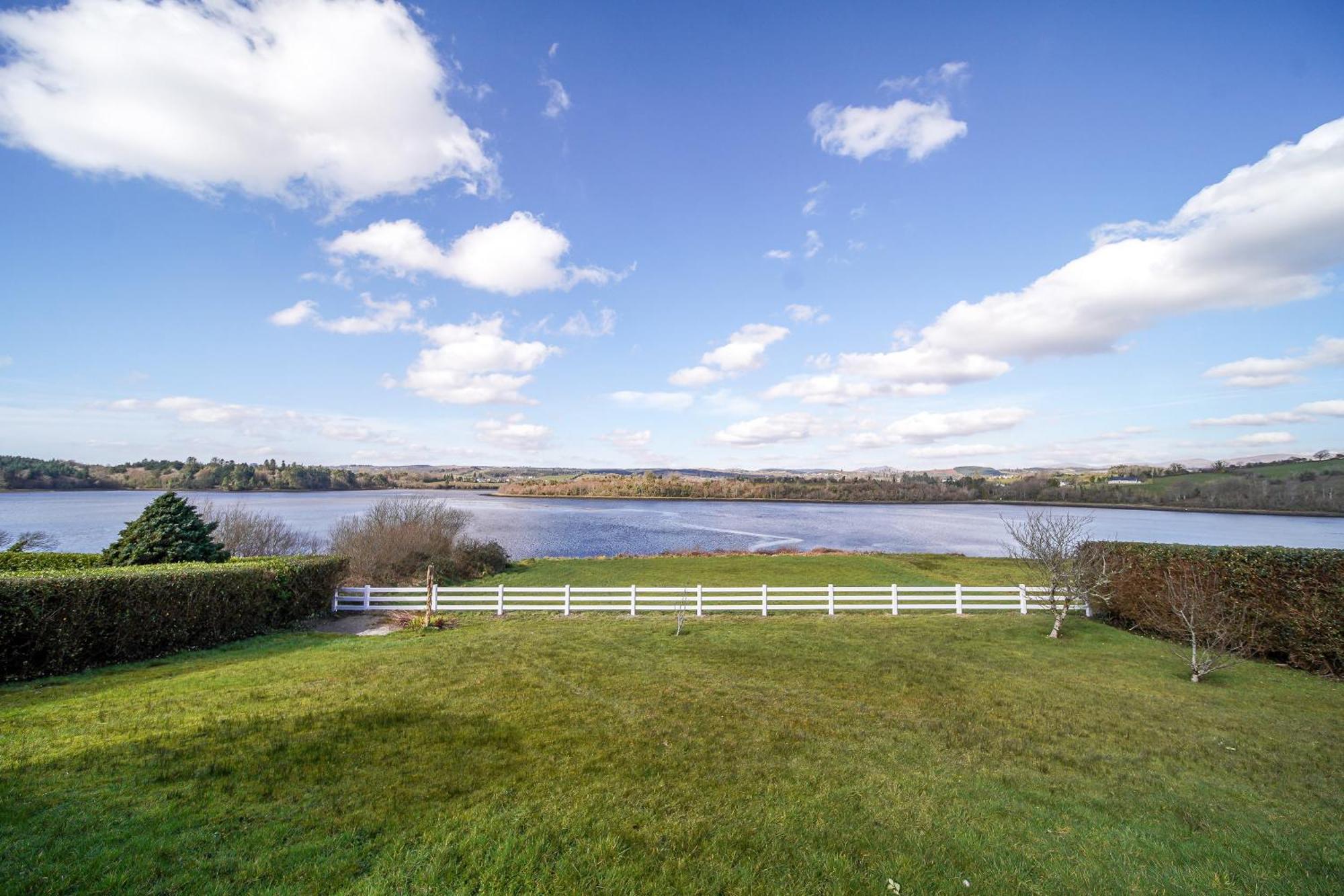 Edgewater Vila Donegal Town Exterior foto