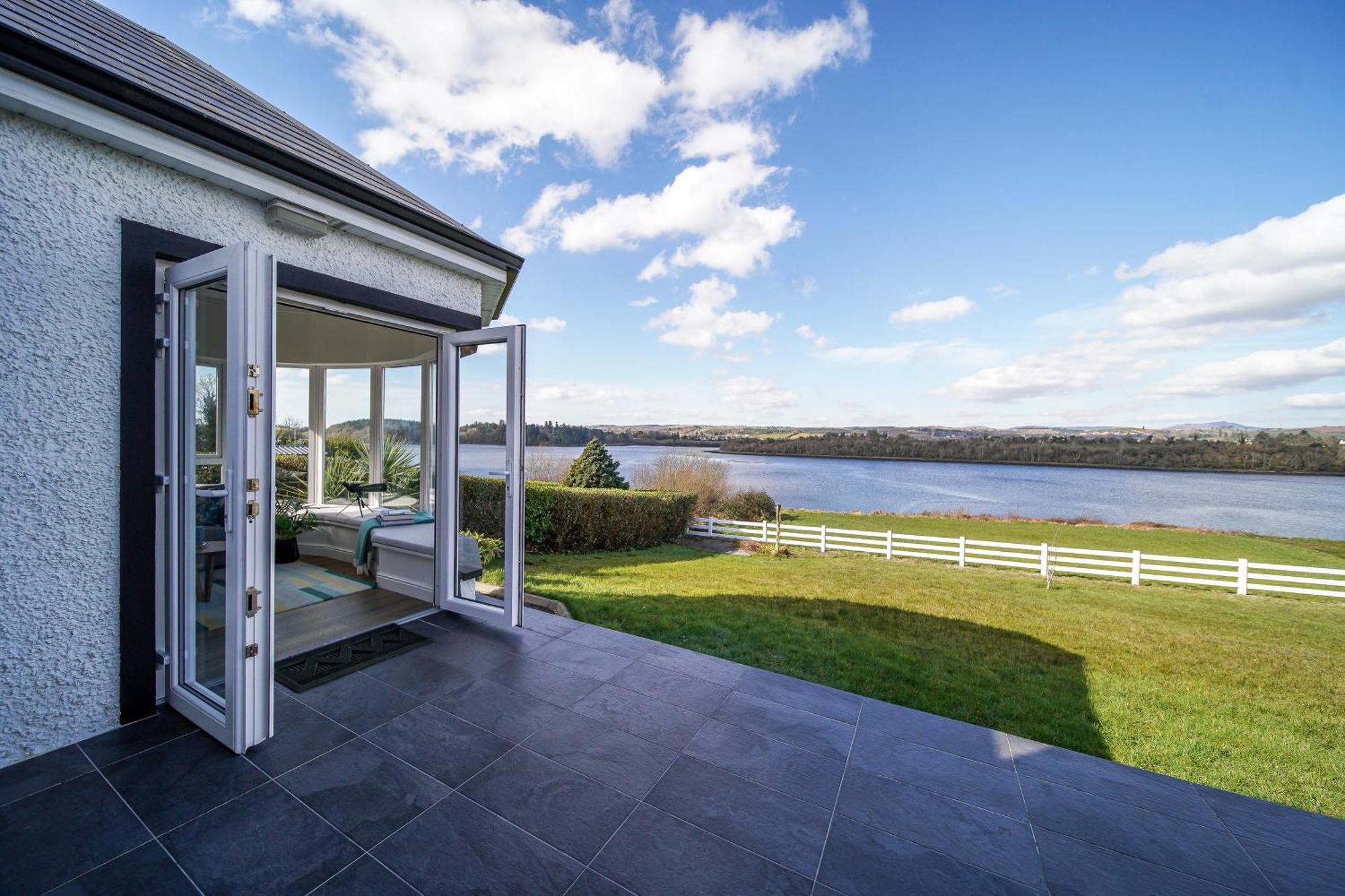 Edgewater Vila Donegal Town Exterior foto