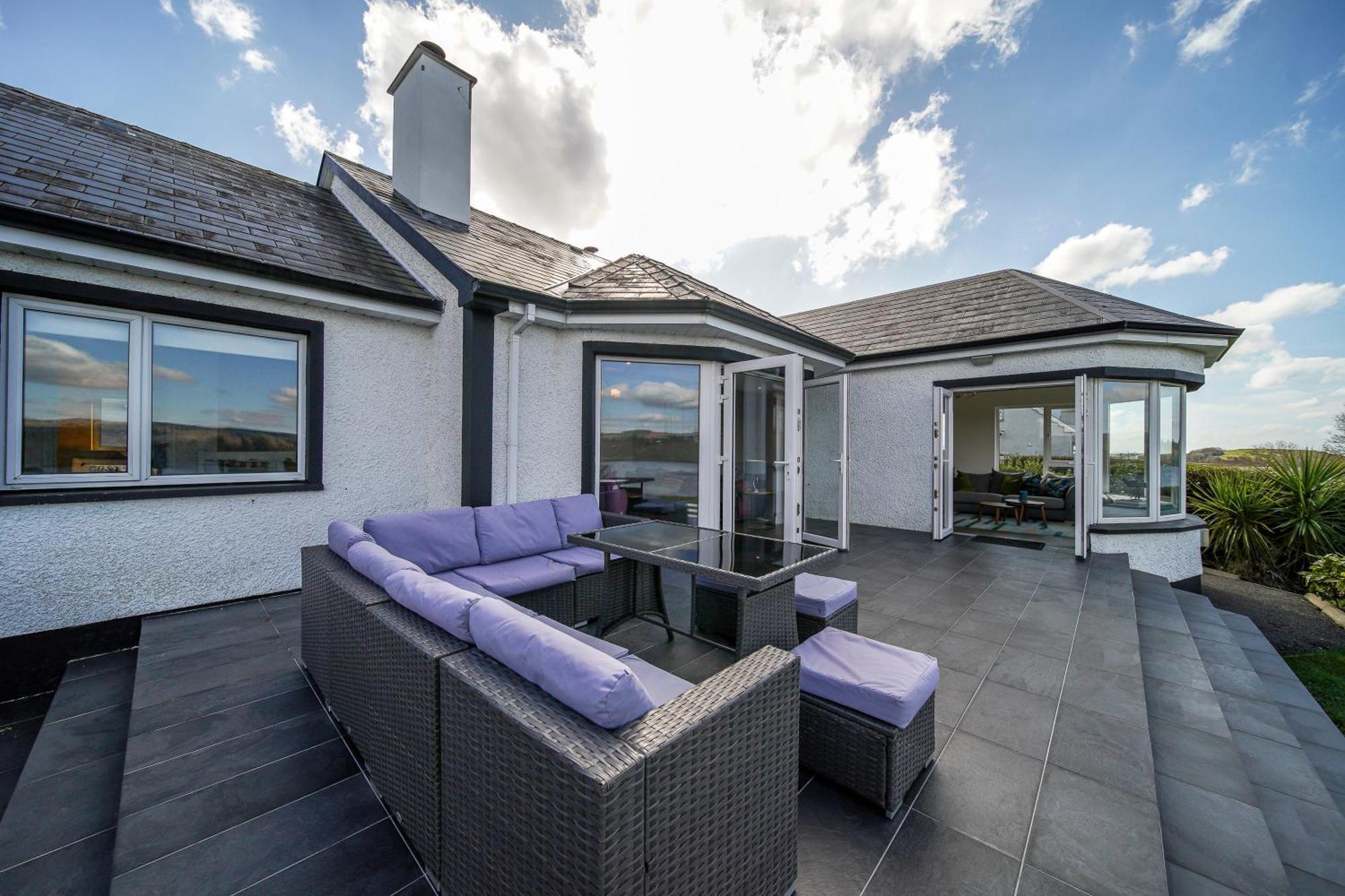 Edgewater Vila Donegal Town Exterior foto